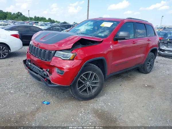 1C4RJFLG3JC304147 2018 JEEP GRAND CHEROKEE - Image 2