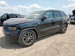 1C4RJFLG3JC440553 2018 JEEP GRAND CHEROKEE