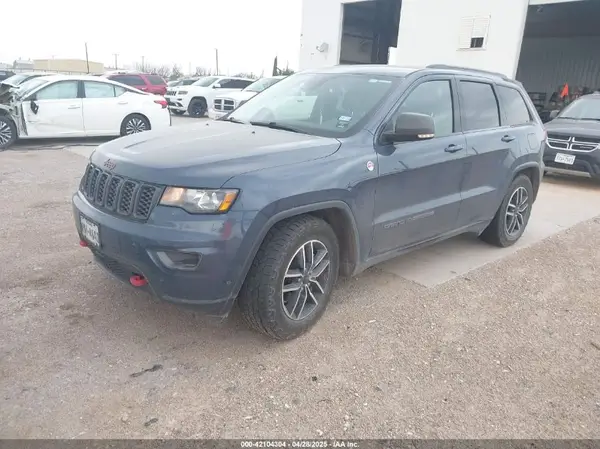 1C4RJFLG3KC730406 2019 JEEP GRAND CHEROKEE - Image 2