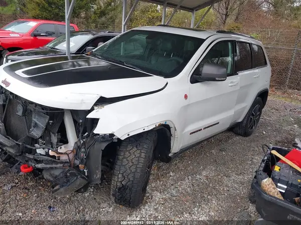 1C4RJFLG3KC793330 2019 JEEP GRAND CHEROKEE - Image 2