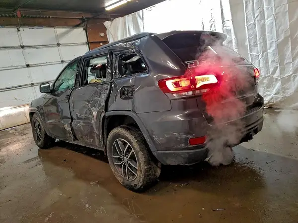 1C4RJFLG4HC613166 2017 JEEP GRAND CHEROKEE - Image 2