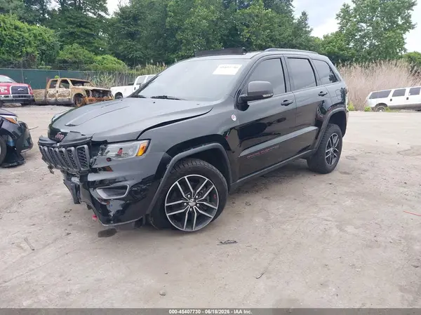 1C4RJFLG4HC624717 2017 JEEP GRAND CHEROKEE - Image 2