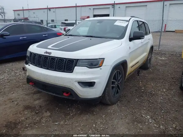 1C4RJFLG4HC843239 2017 JEEP GRAND CHEROKEE - Image 2