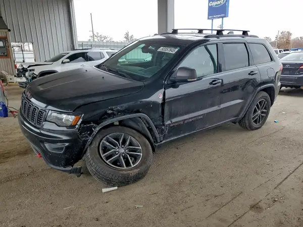 1C4RJFLG4JC135840 2018 JEEP GRAND CHEROKEE - Image 1