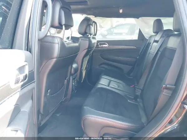 1C4RJFLG4JC241057 2018 JEEP GRAND CHEROKEE - Image 8