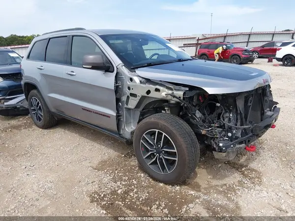 1C4RJFLG4KC584033 2019 JEEP GRAND CHEROKEE - Image 1
