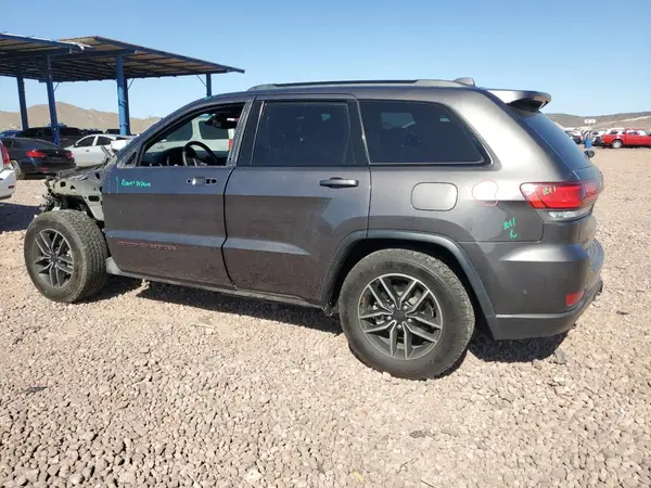 1C4RJFLG4KC726378 2019 JEEP GRAND CHEROKEE - Image 2
