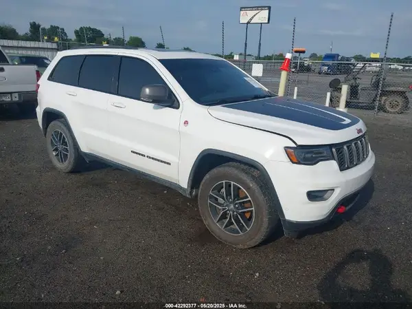 1C4RJFLG5HC610163 2017 JEEP GRAND CHEROKEE - Image 1