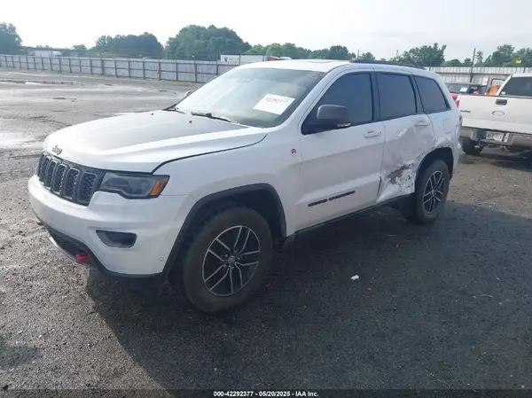 1C4RJFLG5HC610163 2017 JEEP GRAND CHEROKEE - Image 2