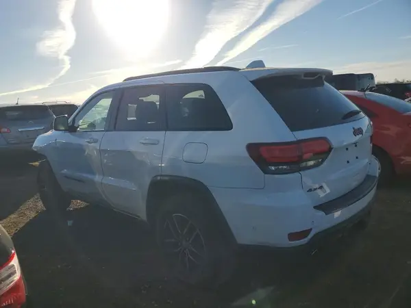 1C4RJFLG5HC614083 2017 JEEP GRAND CHEROKEE - Image 2