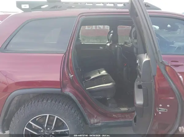 1C4RJFLG5HC665812 2017 JEEP GRAND CHEROKEE - Image 8