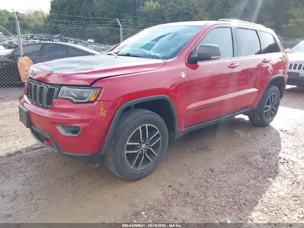 1C4RJFLG5HC670587 2017 JEEP GRAND CHEROKEE - Image 2