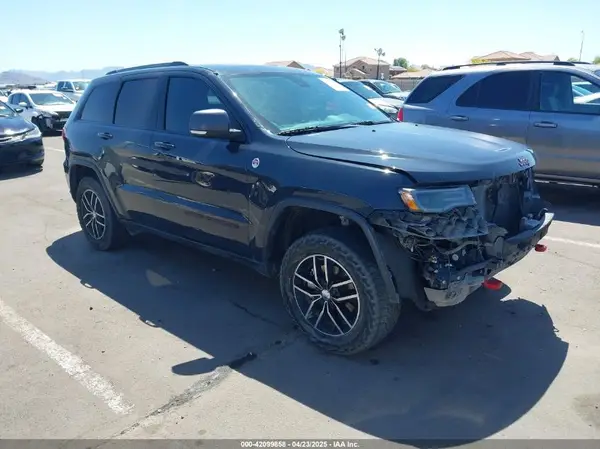 1C4RJFLG5HC845369 2017 JEEP GRAND CHEROKEE - Image 1