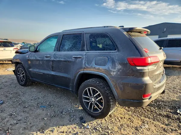 1C4RJFLG5JC477815 2018 JEEP GRAND CHEROKEE - Image 2