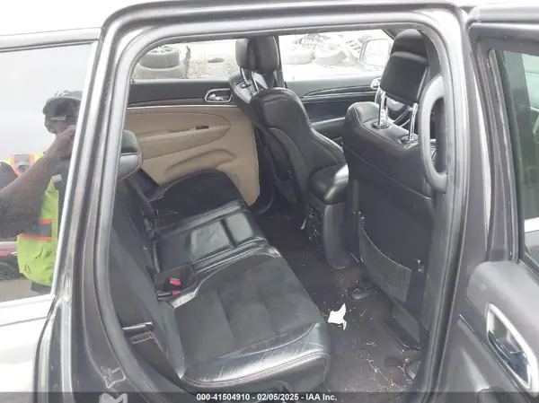 1C4RJFLG6HC759214 2017 JEEP GRAND CHEROKEE - Image 8