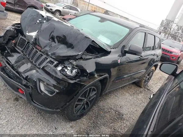 1C4RJFLG7HC635436 2017 JEEP GRAND CHEROKEE - Image 2