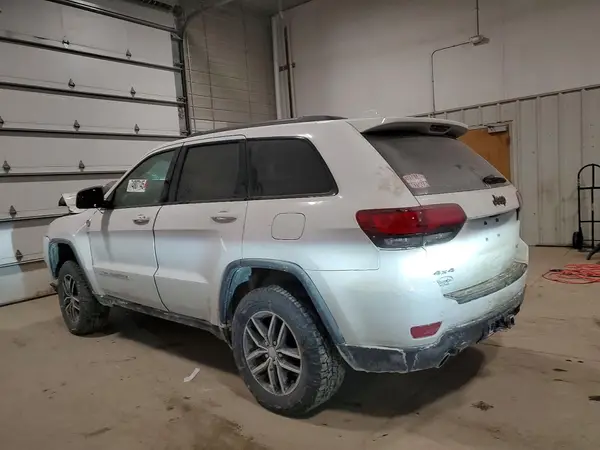 1C4RJFLG7HC755883 2017 JEEP GRAND CHEROKEE - Image 2