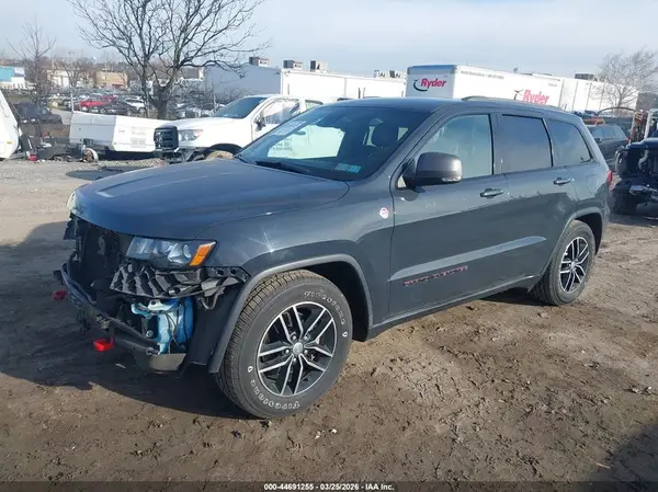 1C4RJFLG7HC951564 2017 JEEP GRAND CHEROKEE - Image 2