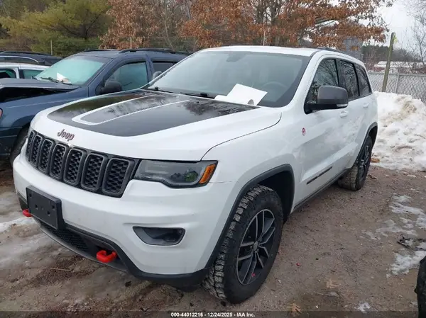 1C4RJFLG7JC204603 2018 JEEP GRAND CHEROKEE - Image 2