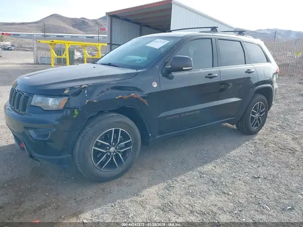 1C4RJFLG7JC227251 2018 JEEP GRAND CHEROKEE - Image 2