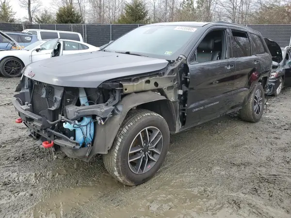 1C4RJFLG7JC319749 2018 JEEP GRAND CHEROKEE - Image 1
