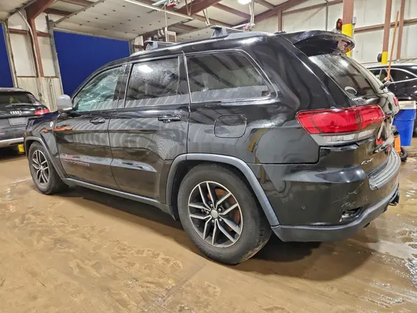 1C4RJFLG7JC388439 2018 JEEP GRAND CHEROKEE - Image 2