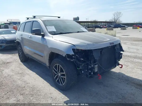 1C4RJFLG7JC394984 2018 JEEP GRAND CHEROKEE - Image 1