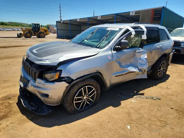 1C4RJFLG7JC427157 2018 JEEP GRAND CHEROKEE - Image 1
