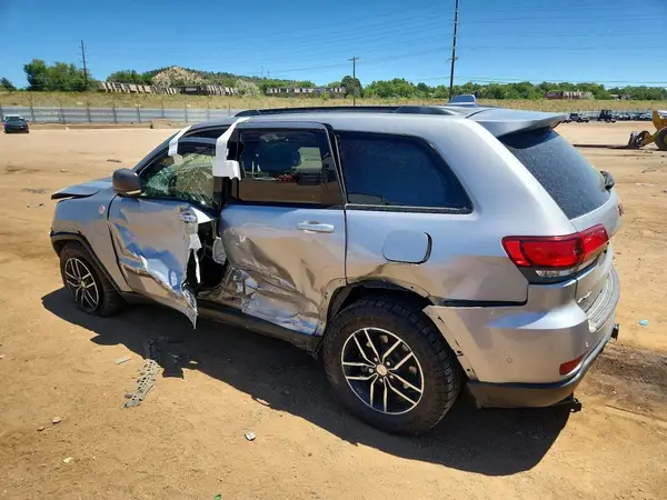 1C4RJFLG7JC427157 2018 JEEP GRAND CHEROKEE - Image 2
