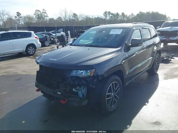 1C4RJFLG7JC452933 2018 JEEP GRAND CHEROKEE - Image 2