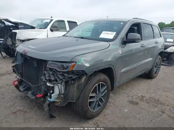 1C4RJFLG7KC629367 2019 JEEP GRAND CHEROKEE - Image 2