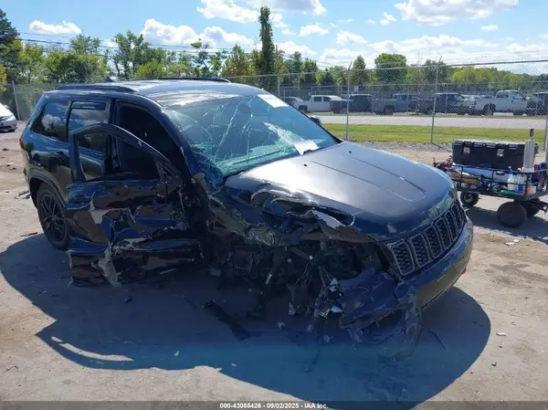 1C4RJFLG7KC758497 2019 JEEP GRAND CHEROKEE - Image 1