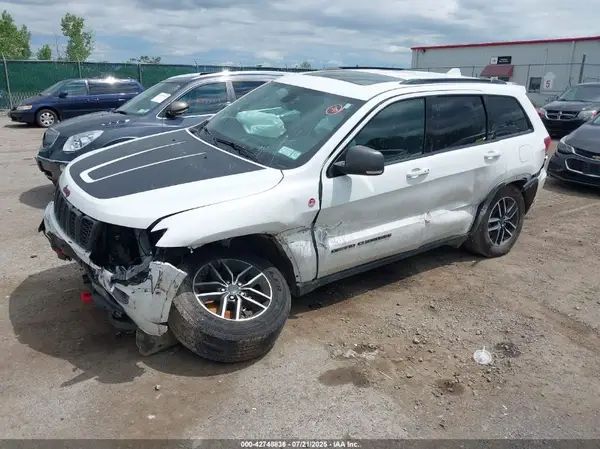 1C4RJFLG7MC588578 2021 JEEP GRAND CHEROKEE - Image 2