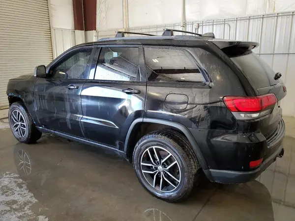 1C4RJFLG8HC630777 2017 JEEP GRAND CHEROKEE - Image 2