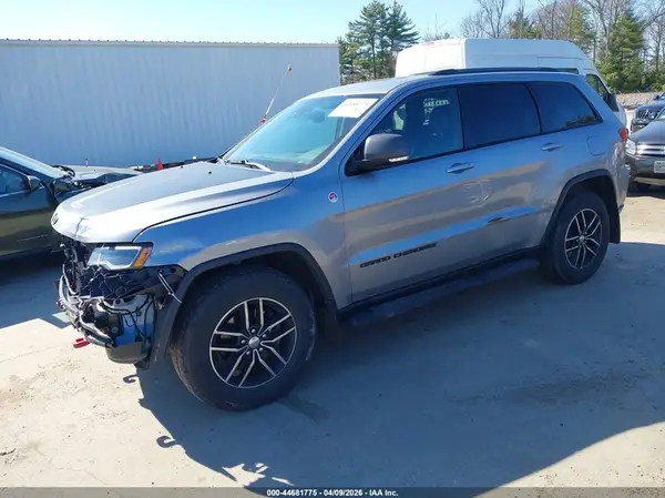 1C4RJFLG8HC633646 2017 JEEP GRAND CHEROKEE - Image 2