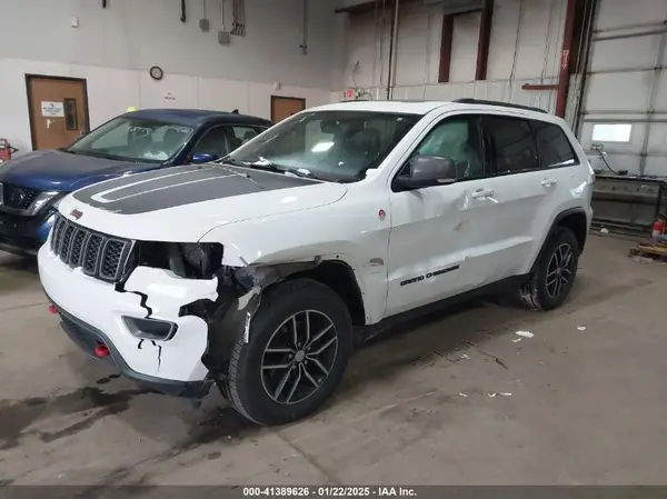 1C4RJFLG8HC688548 2017 JEEP GRAND CHEROKEE - Image 2
