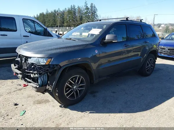 1C4RJFLG8HC741703 2017 JEEP GRAND CHEROKEE - Image 2