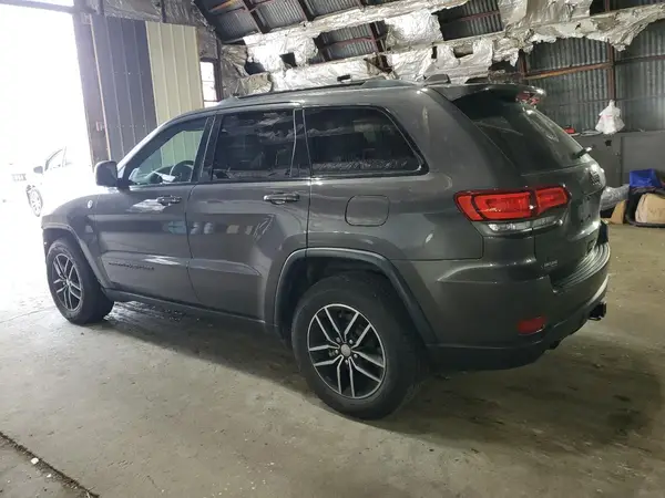 1C4RJFLG8JC381113 2018 JEEP GRAND CHEROKEE - Image 2
