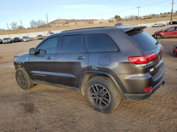 1C4RJFLG8KC689402 2019 JEEP GRAND CHEROKEE - Image 2