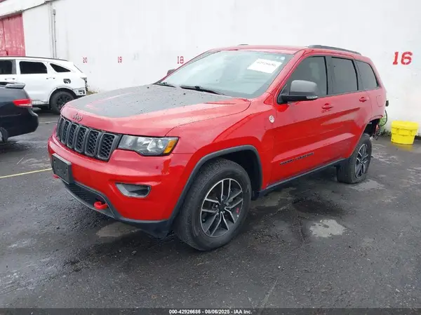 1C4RJFLG8KC804743 2019 JEEP GRAND CHEROKEE - Image 2