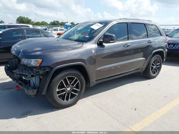 1C4RJFLG9HC610053 2017 JEEP GRAND CHEROKEE - Image 2