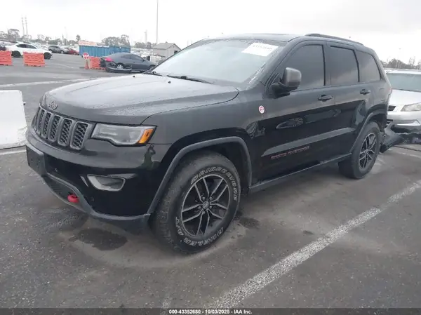 1C4RJFLG9HC631016 2017 JEEP GRAND CHEROKEE - Image 2
