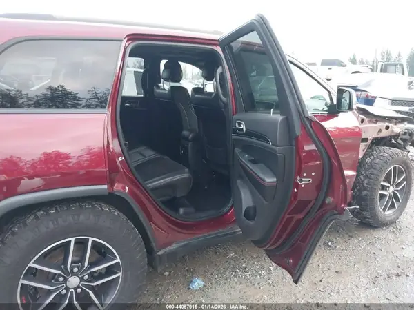 1C4RJFLG9HC951582 2017 JEEP GRAND CHEROKEE - Image 8