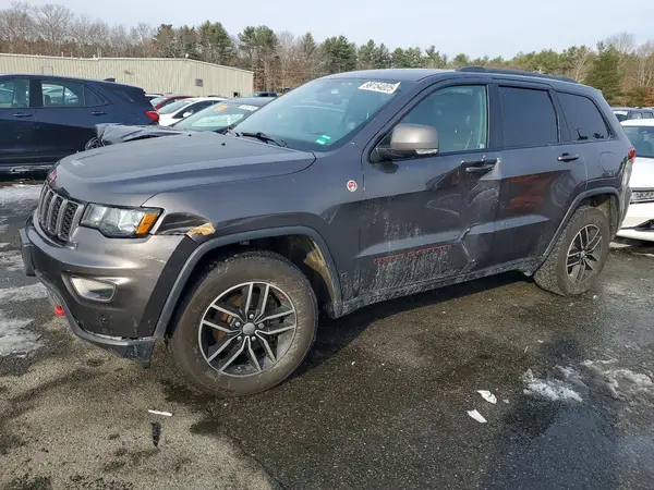 1C4RJFLG9JC135946 2018 JEEP GRAND CHEROKEE - Image 1