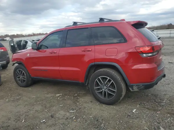 1C4RJFLG9JC315122 2018 JEEP GRAND CHEROKEE - Image 2