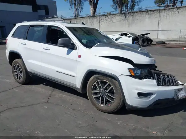 1C4RJFLG9KC662063 2019 JEEP GRAND CHEROKEE - Image 1
