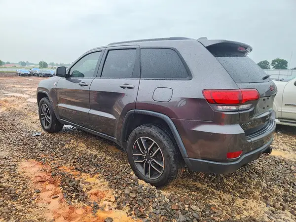 1C4RJFLG9KC692695 2019 JEEP GRAND CHEROKEE - Image 2