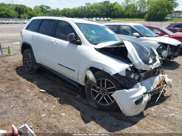 1C4RJFLG9KC726828 2019 JEEP GRAND CHEROKEE - Image 1