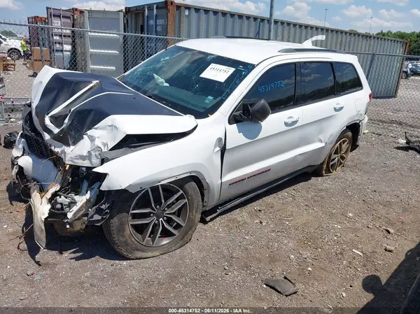 1C4RJFLG9KC726828 2019 JEEP GRAND CHEROKEE - Image 2