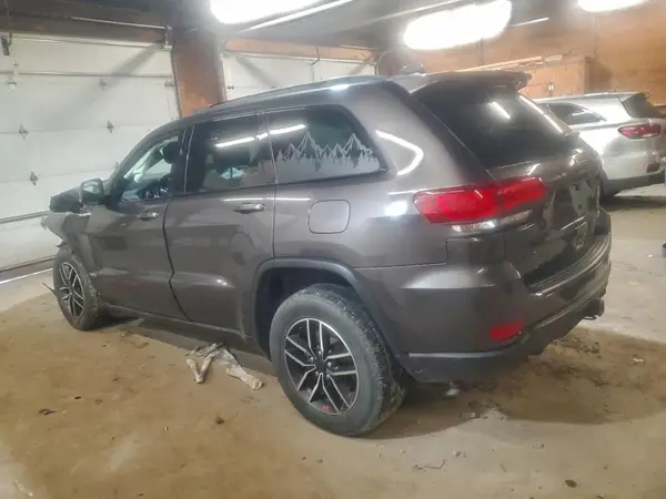 1C4RJFLG9LC135545 2020 JEEP GRAND CHEROKEE - Image 2